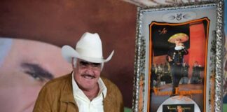 Vicente Fernández permanece con asistencia ventilatoria tras fuerte caída