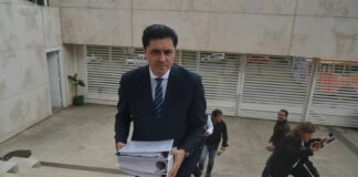 Rogelio Franco Castán rinde protesta como diputado desde la cárcel