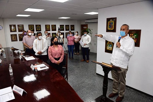 tab Carlos Merino 1 Carlos Manuel Merino Campos toma protesta como gobernador provisional de Tabasco tras la salida de Adán Augusto López. (Foto tomada de la cuenta de Twitter @Gobierno_Tab)