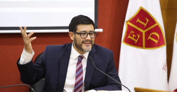Magdo. Reyes Rodríguez-1518813530