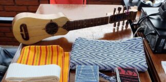 Artesanos de Cosoleacaque participan en concurso de Arte Popular