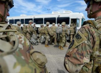 Trump consideró enviar tropas a México