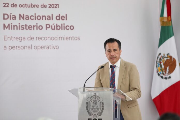 RECONOCIMIENTO A AGENTES MINISTERIALES (8)