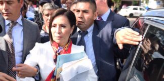 Rosario Robles gana amparo; ordenan a juez revisar si puede salir de prisión