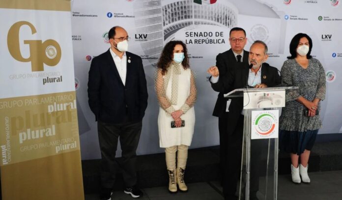 grupo_plural_escaños_senado