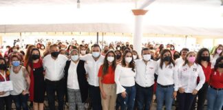 Sí queremos que una mujer gobierne Veracruz, pero no cualquier mujer: Monserrat Arcos