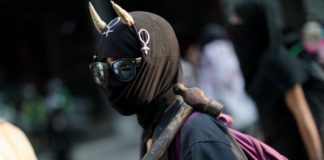 Todas mujeres: hay 14 lesionadas como saldo en la Marcha por Eliminación de la Violencia