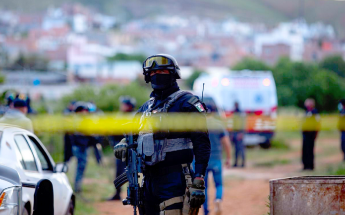 Elementos policíacos durante operativo en Zacatecas