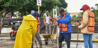 Ayuntamiento de Coatzacoalcos realiza intensa recuperación de vialidades