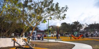 Embellecen espacios públicos en Coatzacoalcos