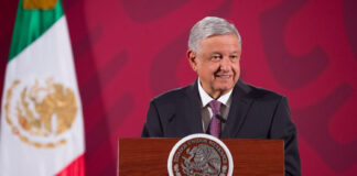 Pide AMLO “que sea mexicano, con solvencia y sin deudas fiscales” quien compre Banamex