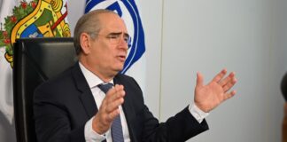 Tenemos miles de muertos y un gobierno indiferente que minimiza la realidad: Julen Rementería