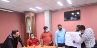 Media diputado Gómez Cazarín en conflicto y logra retiro del bloqueo en Oteapan