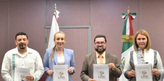 El diputado Sergio Lenin Guzmán y la diputada Nora Lagunes avalan el Programa Anual de Trabajo de esta instancia legislativa