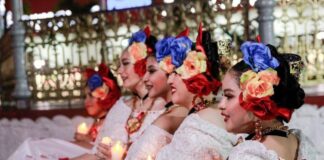 Celebran festival «Viernes de Luna Llena» en Minatitlán