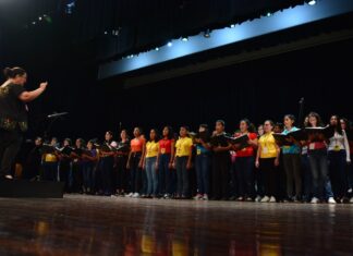 Festeja IVEC a niñez con presentaciones artísticas de los coros comunitarios del MAEV y la Casa de Cultura de Nanchital