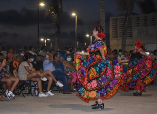 Porteños y visitantes disfrutaron con “Marimba para Todos” en Coatzacoalcos