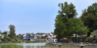 Autoridades de Xalapa reiniciaron este jueves actividades en el parque acuático de Los Lagos