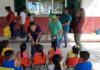 Ayuntamiento de Coatzacoalcos lleva lectura y diversión a niños del ejido Francisco Villa
