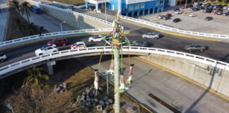 Tras dictámenes de riesgo Alcalde de Boca del Río retira monumento de “Los Voladores de Papantla”