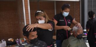 Brigadas de salud ofrecen servicios gratuitos en Coatzacoalcos