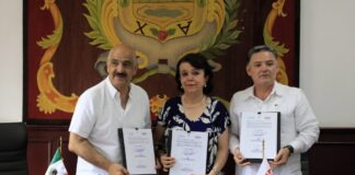 Firma Ayuntamiento de Xalapa convenio con la CMIC para fortalecer la infraestructura municipal