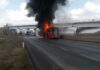 Se incendio autobús de ADO a la altura de Amatlán de los Reyes