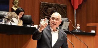 Los crímenes contra periodistas lastiman la libertad de expresión en México: Julen Rementería