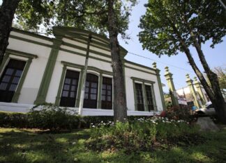 Panteones de Xalapa operan con normalidad