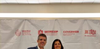 Acude alcaldesa de San Andrés Tuxtla a la XIV Sesión Ordinaria del Consejo Estatal de Mejora Regulatoria