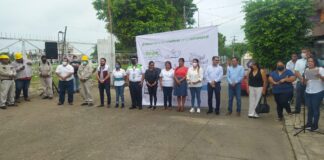 Ayuntamiento de San Andrés Tuxtla participa en programa “Lava, tapa, voltea y tira” para la eliminación de criaderos