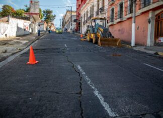 Inician en Xalapa obra integral en la calle Clavijero