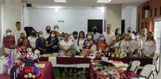 Artesanos tendrán un espacio en Carnaval de Minatitlán; autoridades sostienen reunión con emprendedores