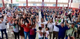 En San Andrés Tuxtla, celebra Sergio Gutiérrez Luna a papás veracruzanos