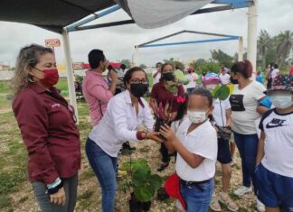 Autoridades municipales de Coatzacoalcos y sector educativo participan a favor del medio ambiente en programa “Misión Tlacuache Ecológico”