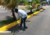 Ayuntamiento de Minatitlán continúa con el programa “pintado de guarniciones”