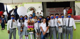 Participan autoridades Municipales en la ceremonia de graduación de la “Secundaria General número 4”