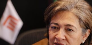 Fiscalía se niega a llamar a declarar a Florencia Serranía, afirma abogado Teófilo Benítez