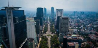 Economía mexicana se contrajo 0.2% en mayo; comercio y servicios pierden dinamismo