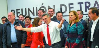 ‘Alito’ Moreno mueve fichas en el PRI: da ‘hueso’ a 6 exgobernadores