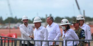 Adán Augusto López, secretario de Gobernación, da positivo a Covid; el viernes estuvo en la inauguración de Dos Bocas junto a AMLO