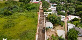 Continúan trabajos de pavimentación que realiza el Ayuntamiento de Minatitlán