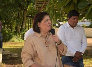 Inaugura alcaldesa de San Andrés Tuxtla ciclo escolar en TEBA de Calería