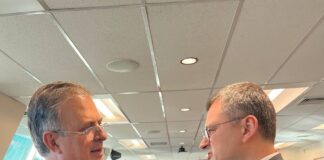 Ucrania ve ‘con buenos ojos’ plan de paz mundial de México, dijo Ebrard a AMLO