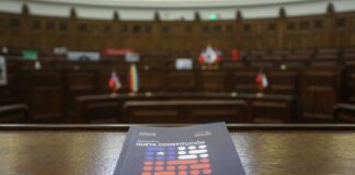 La oposición chilena pone condiciones para un acuerdo partidario para avanzar hacia una nueva Constitución