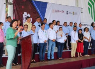 Acude Alcaldesa de San Andrés Tuxtla a la inauguración del ciclo 2022-2023 en el ITSSAT