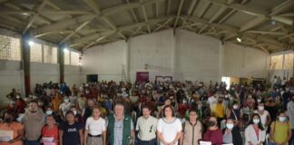 Autoridades Federales, Estatales y Municipales, entregan apoyos del programa «La Escuela Es Nuestra» en San Andrés Tuxtla.