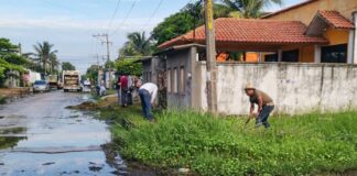 Más canales de Coatzacoalcos son desazolvados para evitar inundaciones o encharcamientos
