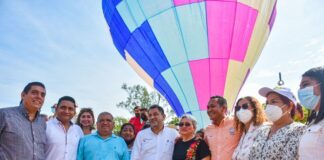 Más de 5 mil personas disfrutaron la “Exhibición de Globos de Papel en Coatzacoalcos”