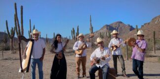 Celebra Mono Blanco su 45º aniversario en el Teatro del Estado